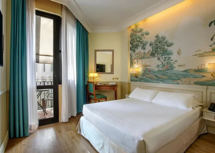 Hotel Donna Laura Palace By Omnia 4*