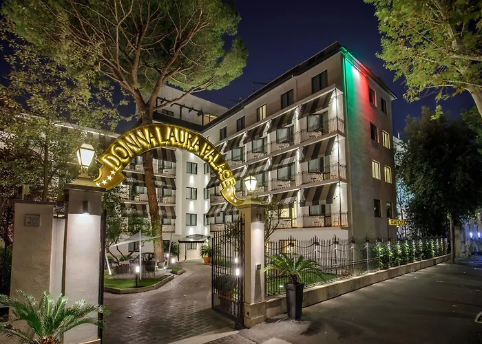Hotel Donna Laura Palace By Omnia 4*